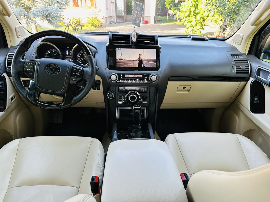 Toyota Land Cruiser 2.8l Turbo D-4D AVS Aut. Luxury