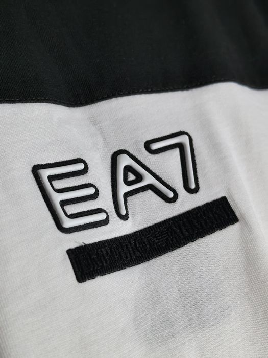 Emporio Armani тениска НАМАЛЕНА