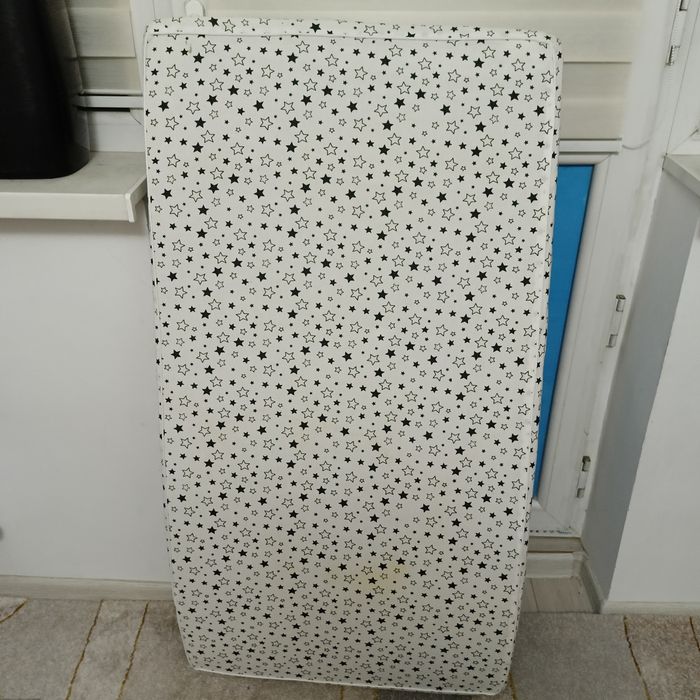 Манеж с матрасом