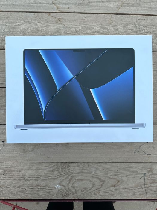 Apple Macbook Pro
16.2 M2Max /64Gb/4Tb 2023