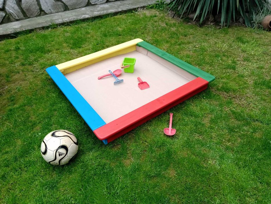 Пясъчник за малки деца/Покривало/Мембрана.