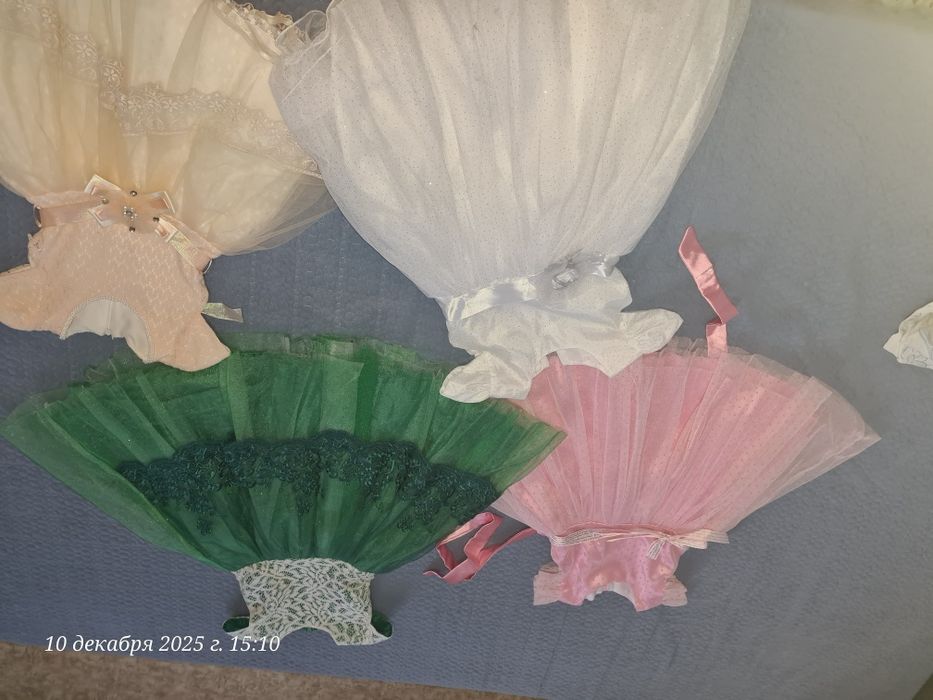 Продам детские платья