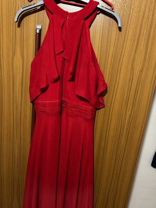 Червена рокля С-М размер