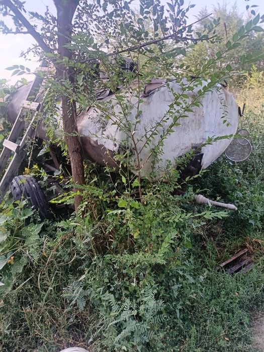 Ёмкость цистерна на колесах