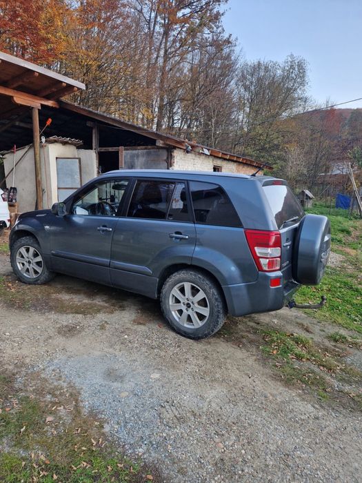 SUZUKI Grand Vitara