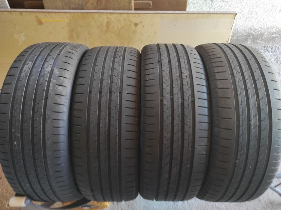 215/50/18 Континентал