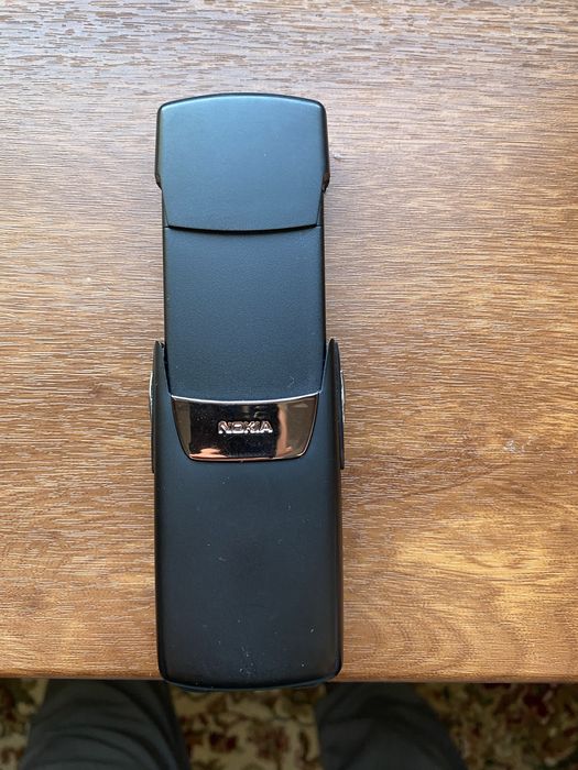 Срочно продается сотовый телефон