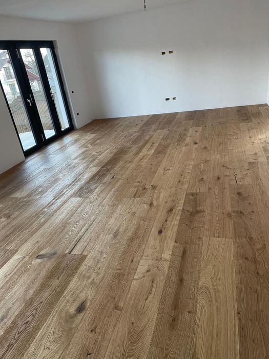 Parchet stratificat de înaltă calitate