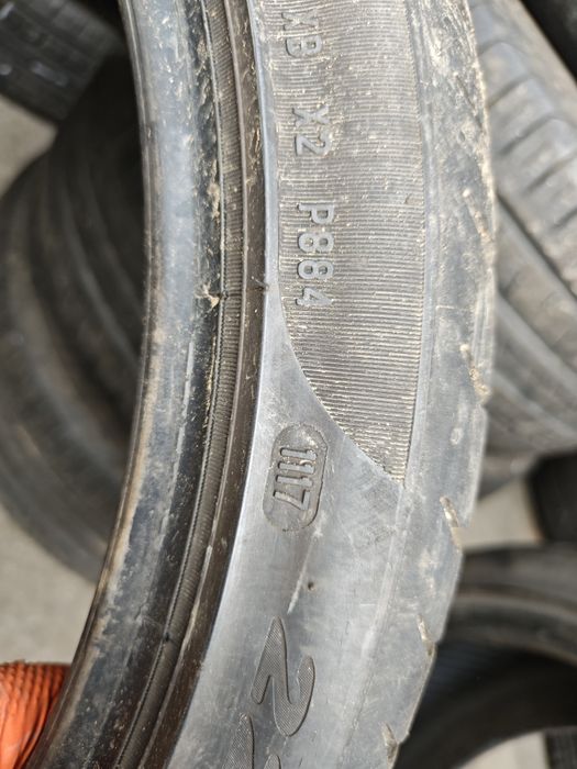 225/40/19 Pirelli P Zero