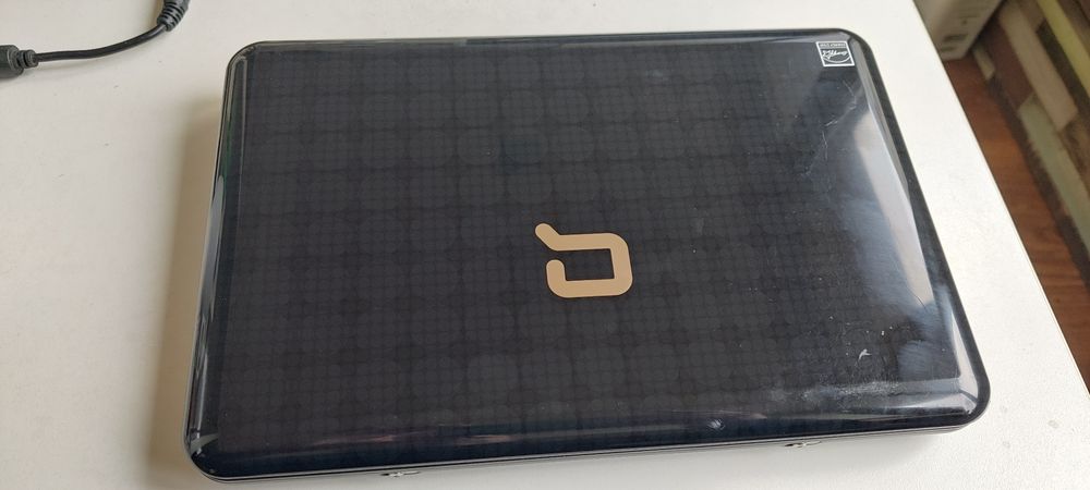 Колекционерски винтидж Мини Лаптоп COMPAQ MINI 110
В пълна