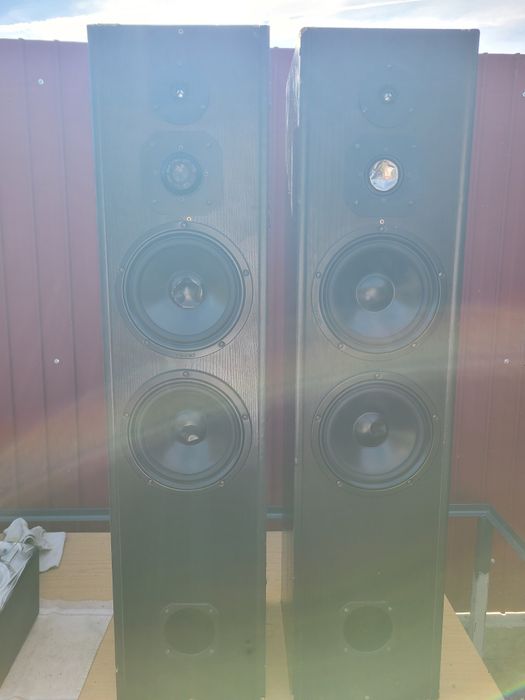 Vand urgent 2 boxe visaton
