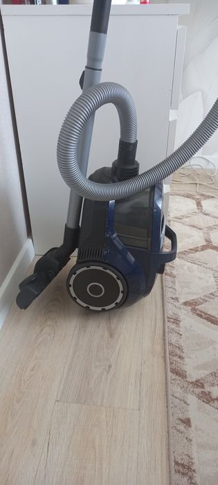 Продам пылесос BOSCH  15000