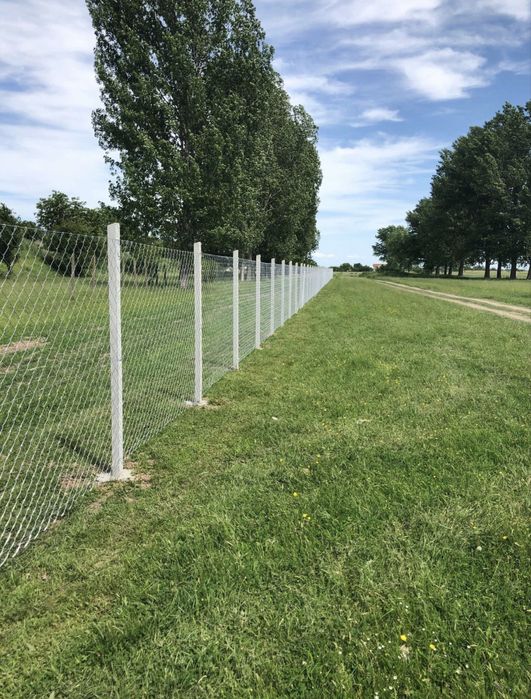 Executam garduri si porti din plasa bordurata sipca metalica tabla