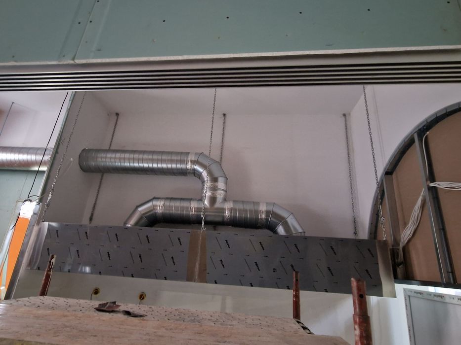 Executie, montaj, curatare autorizata HoReCa hota inox si tubulatura