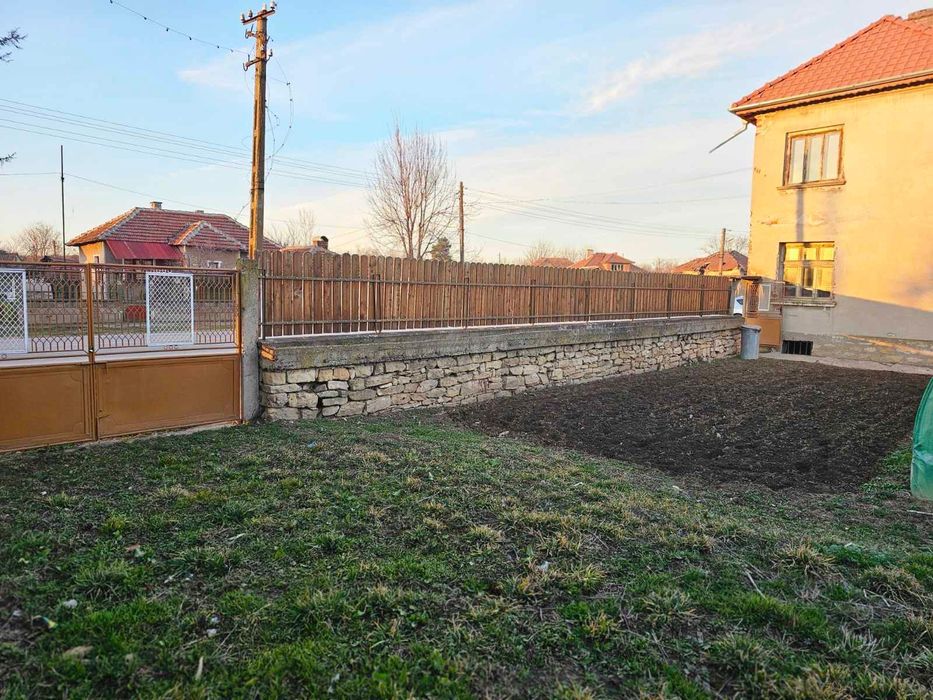 Продава се Къща в с. Лехчево, Област Монтана - 240 кв.м за 266 €/кв.м - Снимка #1