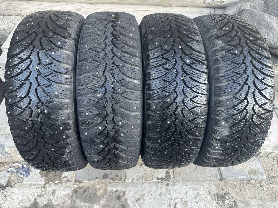 Продам зимние шины 195/65 15