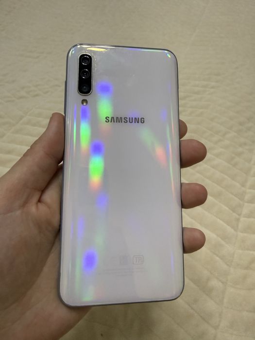 Samsung Galaxy A50