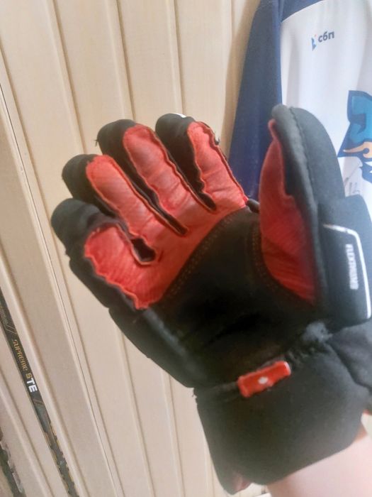 Краги хоккейные ссм