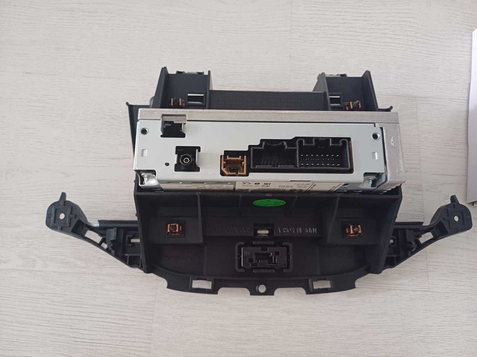 Media player auto R300BT bluetooth oringinal Opel Astra K