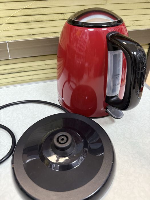 Електрическа кана Russell Hobbs 24992-70