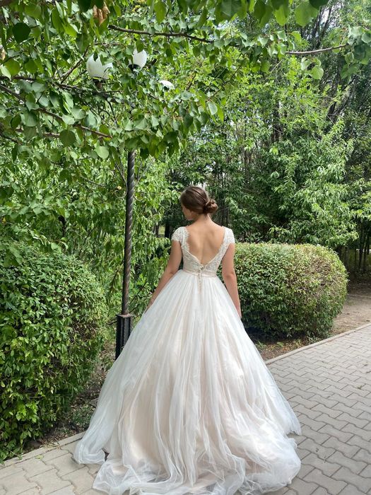 Платье свадебное