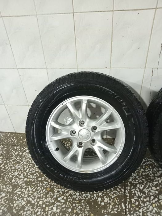 Продам Шины с дисками