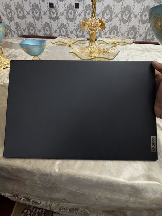 yangi LENOVO kompyuter sotiladi!