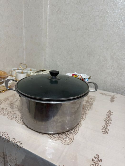 Продается кастрюле
