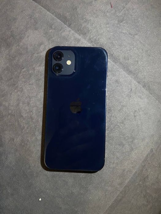 iPhone 12 128gb в темно синем цвете