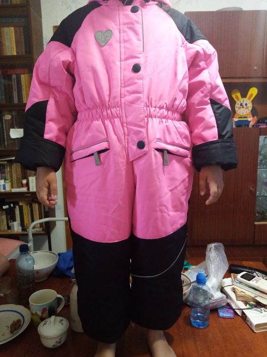 Продам комбинезон новый.