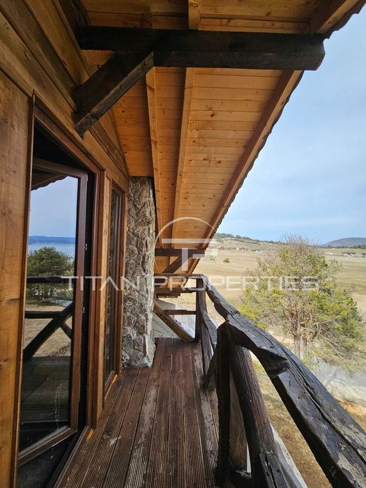 Триетажна къща в Цигов чарк