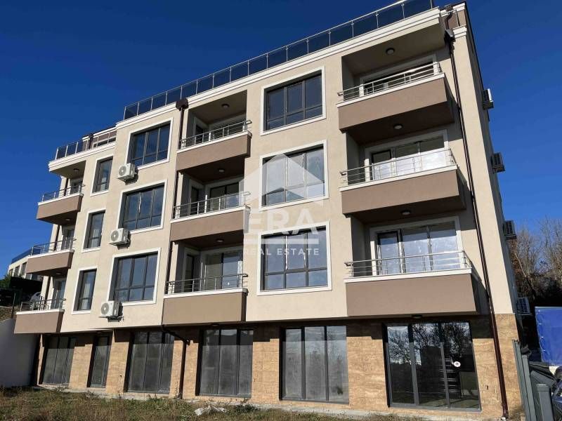 Продава се Тристаен апартамент в Варна, Изгрев - 91 кв.м за 1402 €/кв.м - Снимка #9