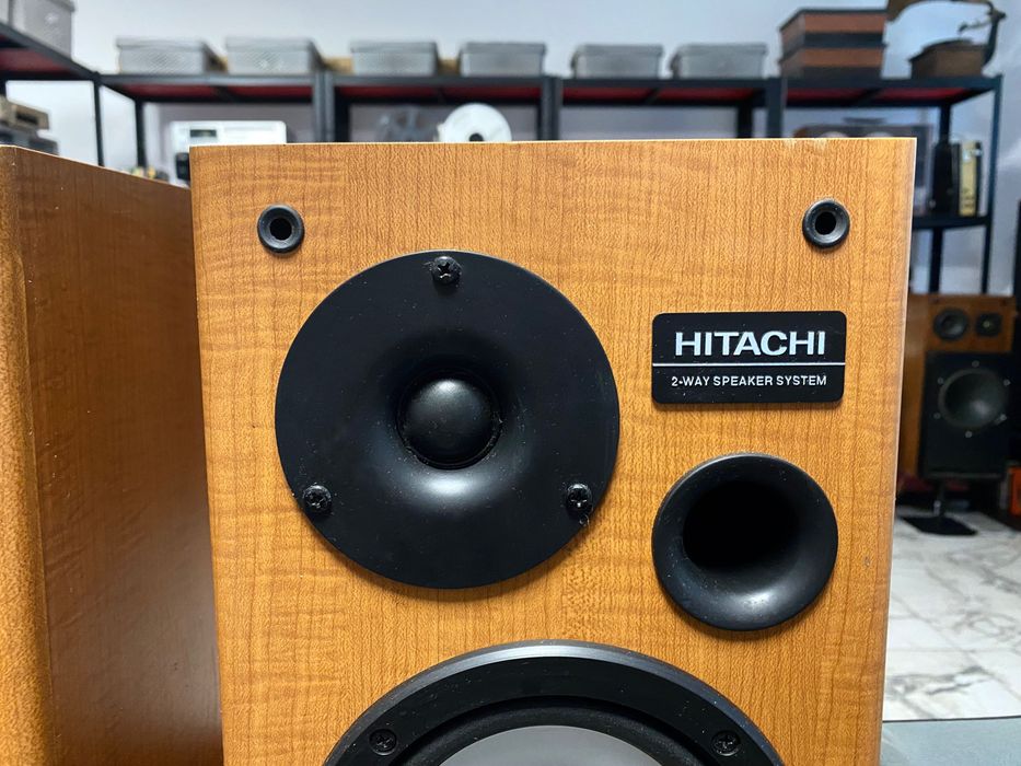 Bookshelf тонколони Hitachi