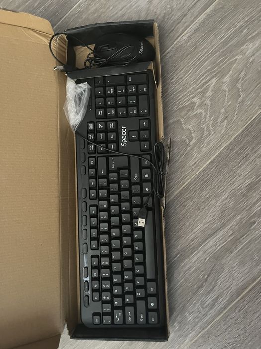 Vand kit desktop tastatura + mouse
