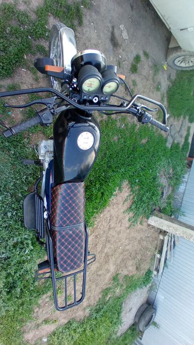 Мотоцикл Десна кантри 200