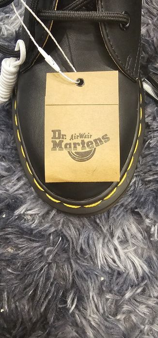 Мужское ботинки доктор мартина