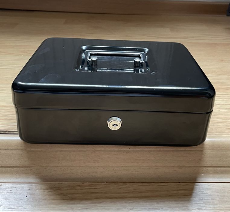 Seif/caseta/cutie valori cu cheie metalica negru