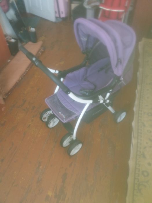 Детская коляска ценна 10000 тенге