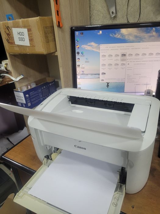 Продам принтер Canon LBP6000B
