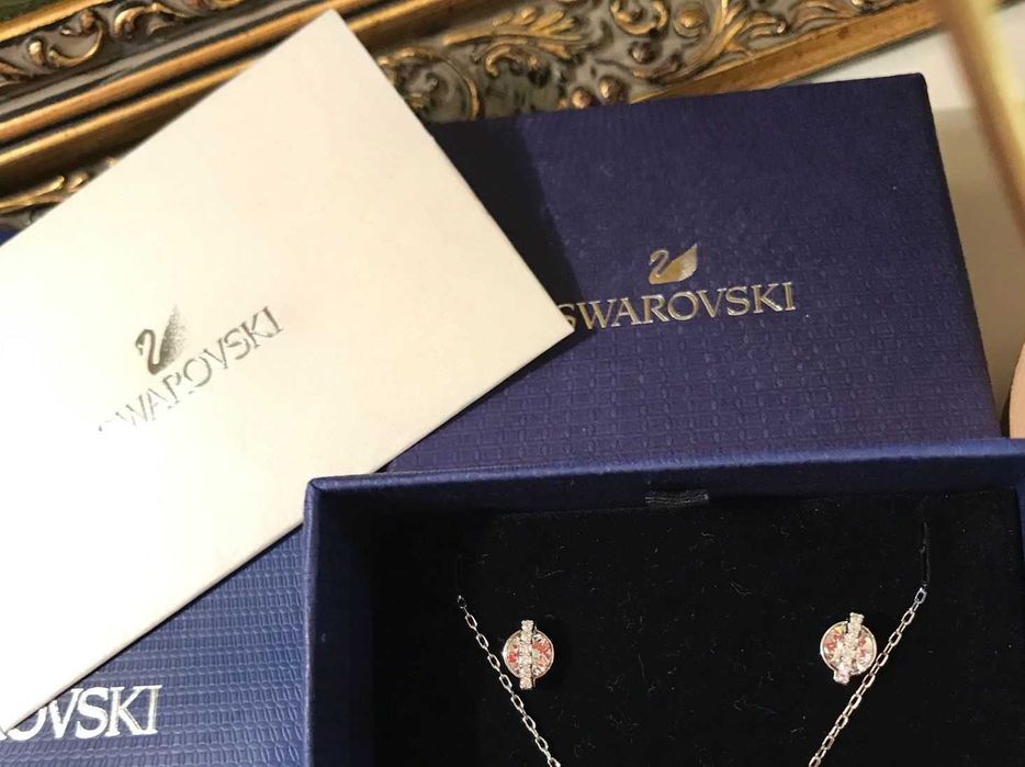 Серьга с кристаллами SWAROVSKI