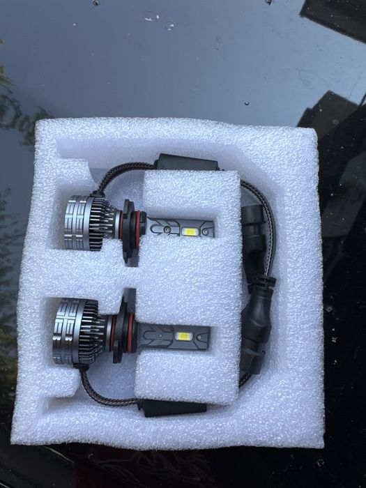 Продавам LED крушки 9005/НВ3