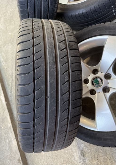 Jante R17 originale Vw Anvelope 225/45 Michelin