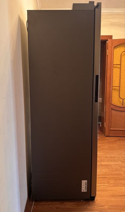 Морозильная камера вертикальная  SAMSUNG