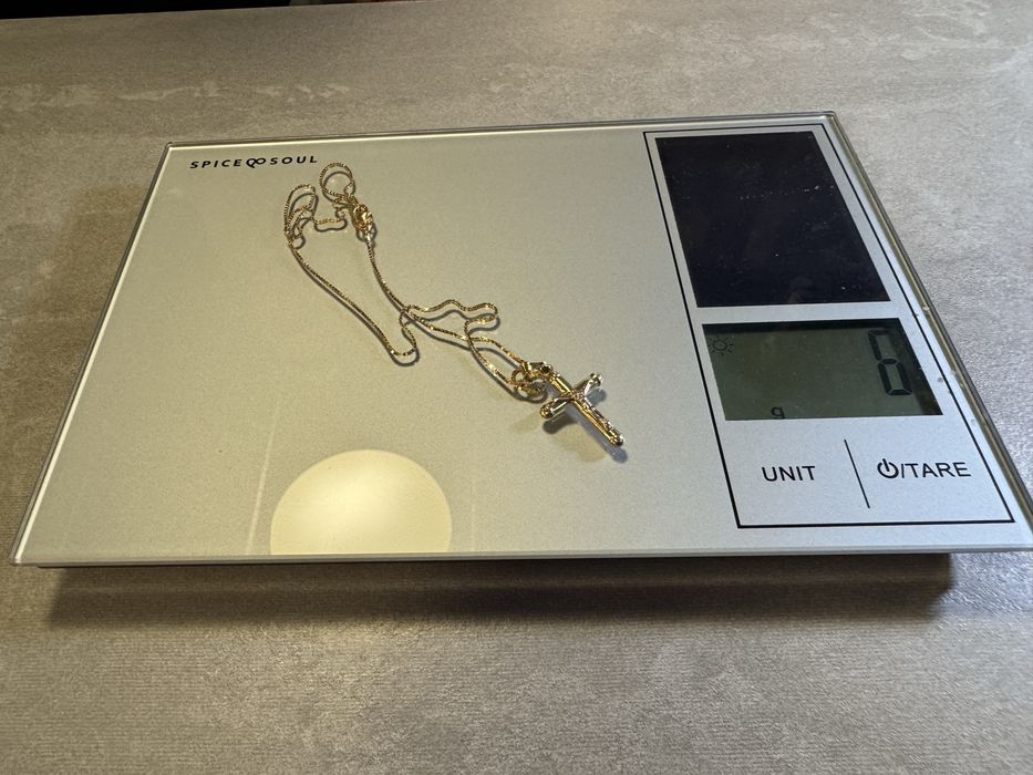 Lanțisor cu cruce de 18k si brățară 18k