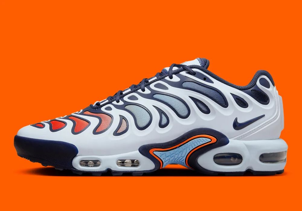 Nike Air Max Plus Drift Football Grey