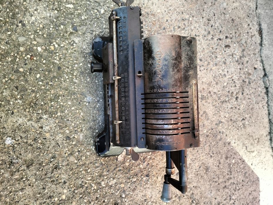 Сметачна машина Феликс