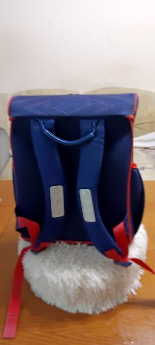 Ученическа раница Herlitz LOOP robo dragon-от 1 до 4 клас, много лека.