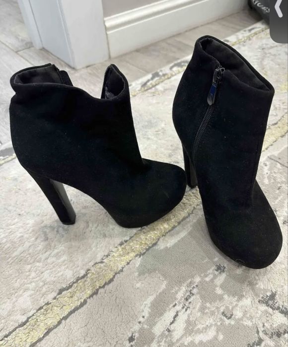 Продам обувь 35-36