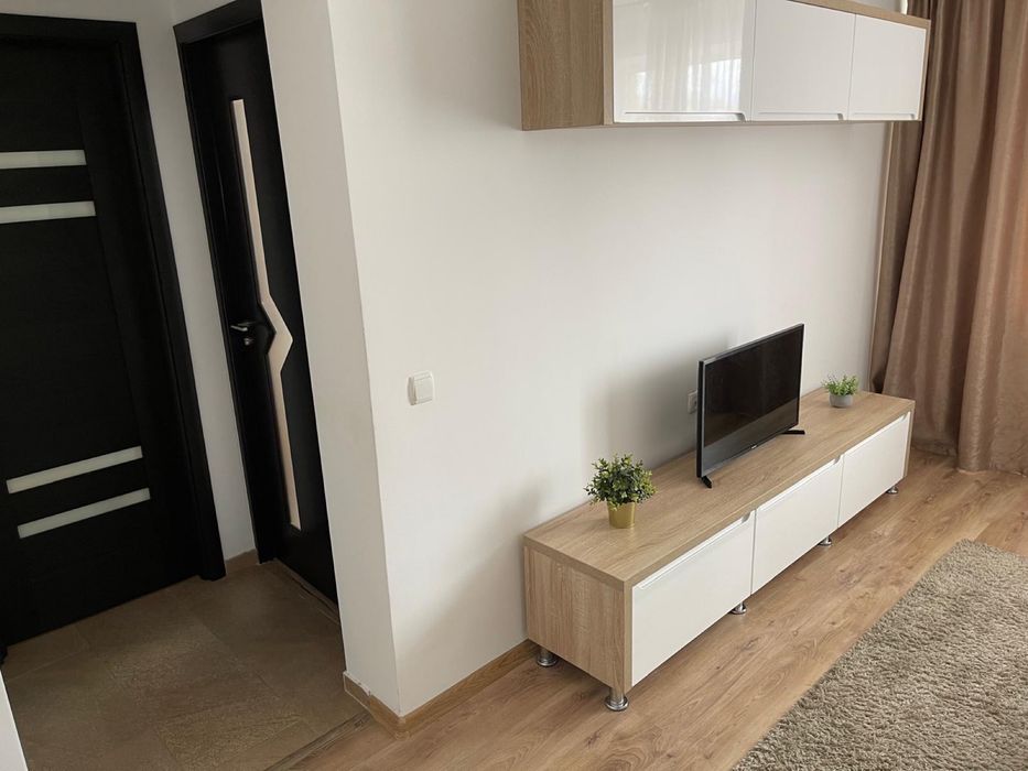 Inchiriez apartament 2 camere - Campina, PH