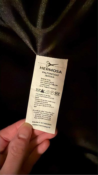Palton nou fara eticheta